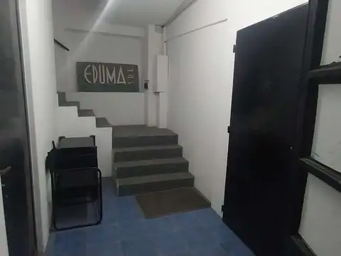 Galpon en Venta 28  mts Fondo