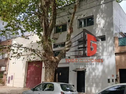 Galpón 700m2 en 3 Plantas S/Lote 8,66x28