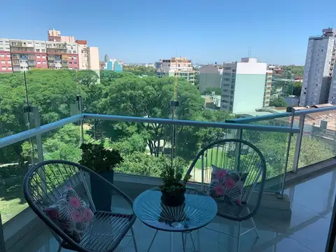 4 AMBIENTES CON COCHERA DOBLE, COCINA Y LAVADERO INDEP , 3 DORM , 3 BAÑOS  AMPLIO BALCON , PISCIN