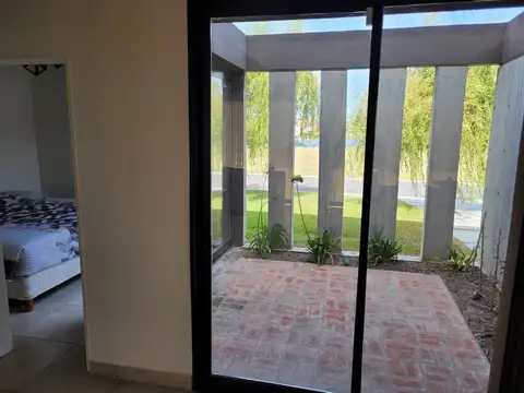 Casa en Alquiler Temporal al Oeste