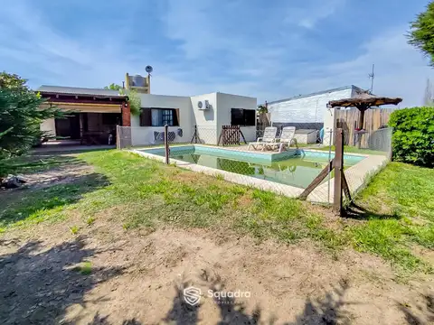 VENTA | PERMUTA - Casa 2 Dormitorios - Punta Chacra, Roldán.