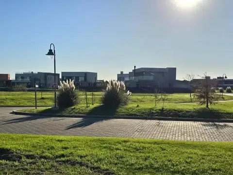 LOTE EN VENTA  PERIMETRAL - VILLALOBOS