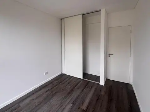 Departamento en Venta en Granadero Baigorria, USD 1