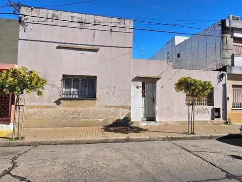 VENTA CASA 2 DORM, AMPLIO TERRENO, APTA CREDITO