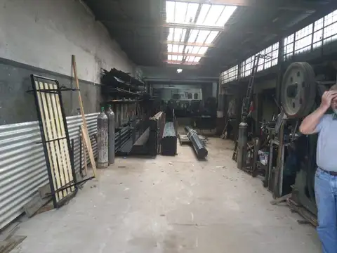 Galpon en Venta en Caseros, USD 210.000