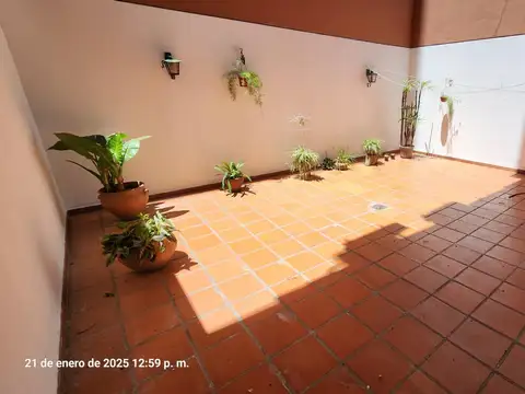 Salta 1300 - Departamento Con Comodin Y Patio