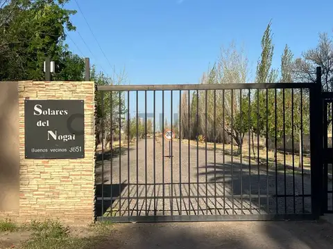 LOTE EN VENTA - SOLARES DE NOGAL (GUAYMALLÉN)