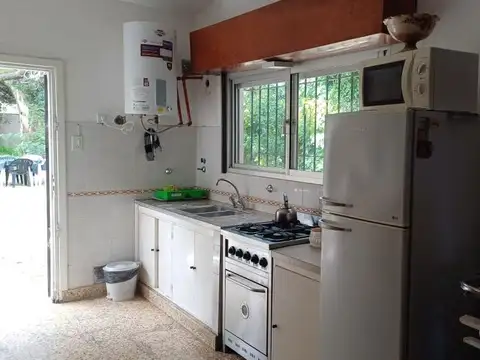 Casa en venta - 1 Dormitorio 1 Baño - 630mts2 - Mar del Tuyu