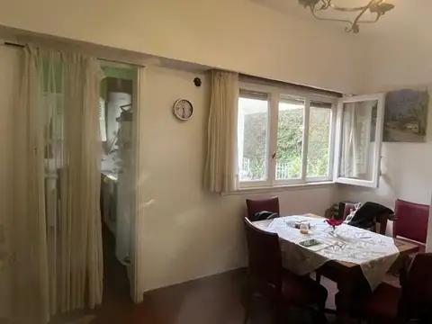 Depto Tipo Casa 3 ambientes con 2 baños