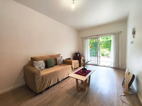 Depto 3 ambientes en venta - Agronomía - Patio