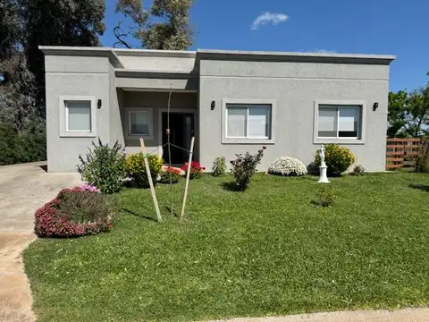 Casa en Alquiler en San Ramon, Pilar del Este, Pilar - 5 Ambientes