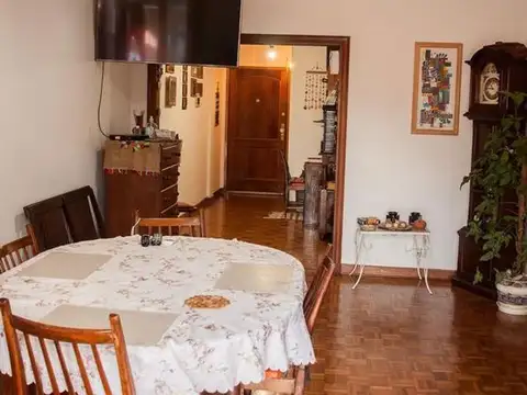 Av Maipu 900, Piso 2