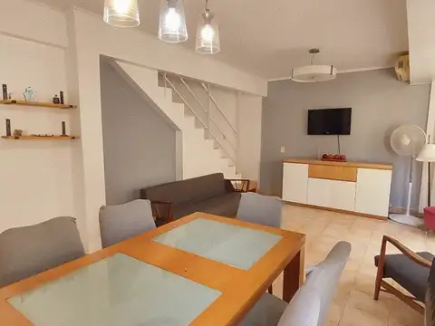 Depto Tipo Casa en Venta de 3 dormitorios
