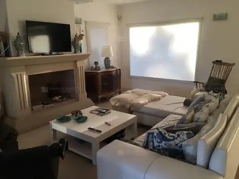 Casa en Alquiler Temporal en Pinamar, USD 100