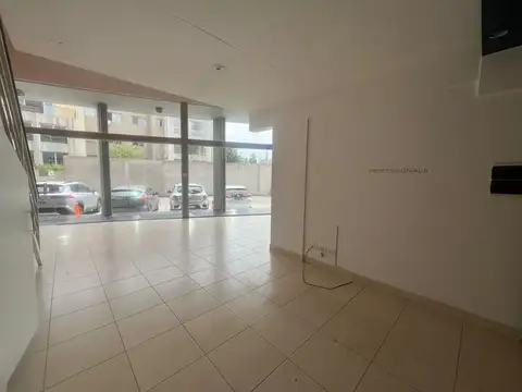 Local en Alquiler en Pilar, $ 1.150.000