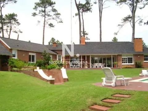 Casa en Venta de 5 dormitorios