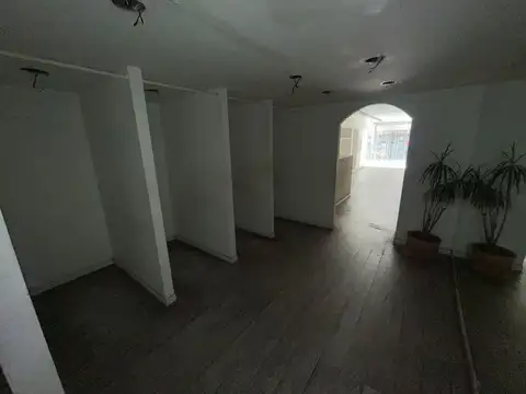 Local en Alquiler 80 años