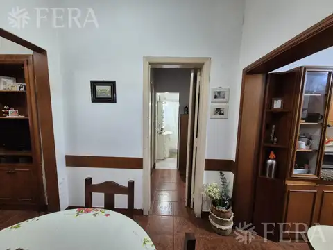 Depto Tipo Casa en Venta 50 años