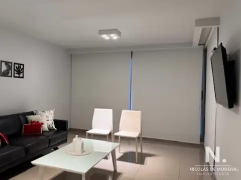 Muy buen Apartamento con vista a playa Brava - Consulte 