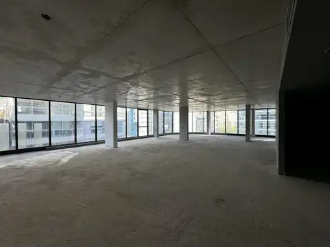 Venta Oficina frente en Libertador Belgrano