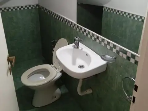 Depto Tipo Casa en Venta en Haedo, USD 105.000