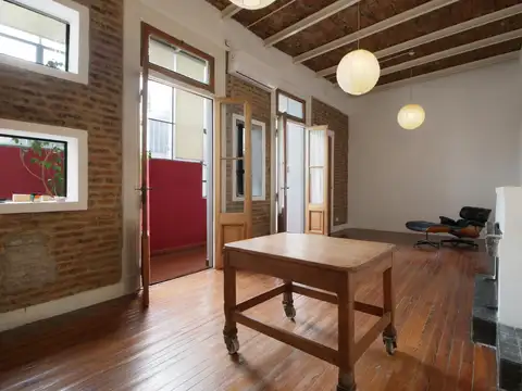 Depto Tipo Casa en Venta 80 años