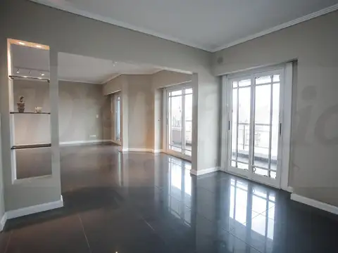 2 Unidades de lujo independientes, con balcón terraza, terraza propia y dos Coch. Vista única