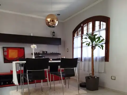 Casa en venta en Florida Mitre/Este