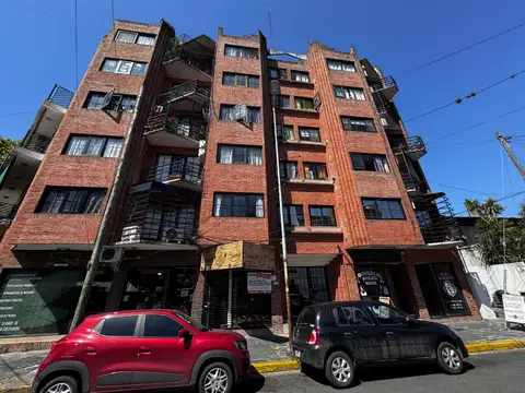 Departamento dos ambientes en venta. Cercano Estación.