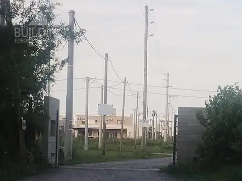 Terreno en Venta en Arana, USD 23.000