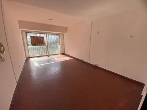 Oficina en Quilmes Centro en alquiler