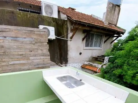 Depto Tipo Casa en Venta 8 años