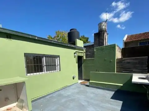 Depto Tipo Casa en Venta con 1 cocheras