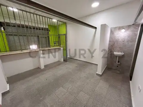 Local en Alquiler en Gregorio De Laferrere, $ 395.000