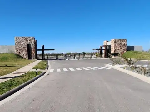 Terreno en Venta en Chacras De Coria, USD 75.000