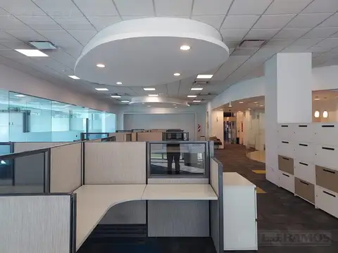 Oficina en Alquiler al Norte