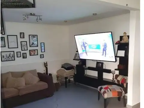 Depto Tipo Casa en Venta de 3 dormitorios