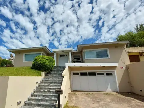 Casa - Venta - Villa Gesell - 4 Ambientes - Gas Natural