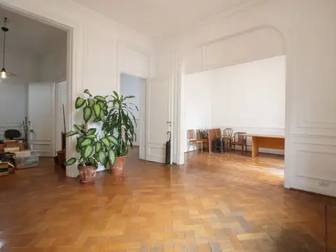 Departamento en Venta de 6 ambientes