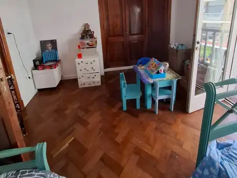 Departamento 4 ambientes con 2 baños
