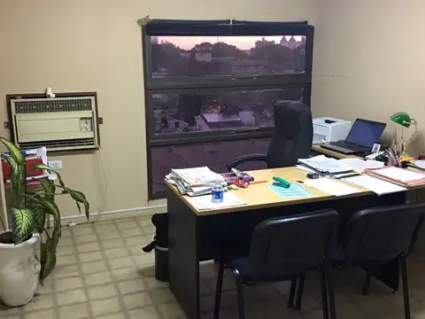 Oficina en Venta al Noreste