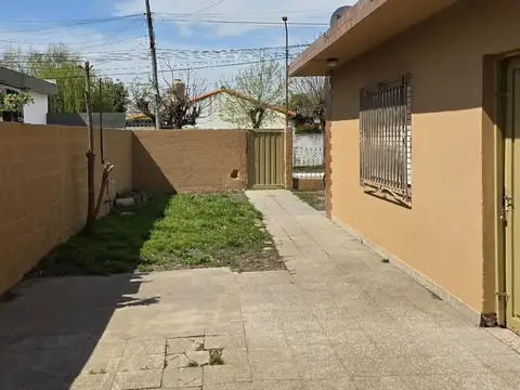 Casa en Alquiler en Marcos Paz, $ 700.000