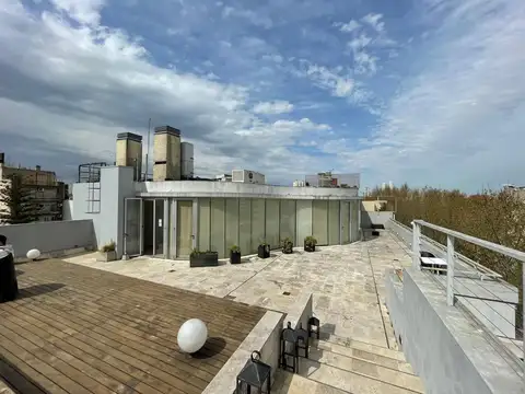 Oficina en Venta con 2 cocheras