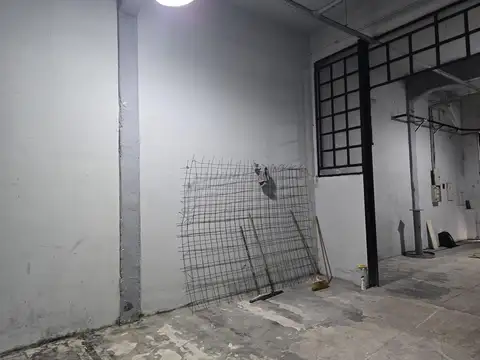 Galpon en Venta 10  mts Frente