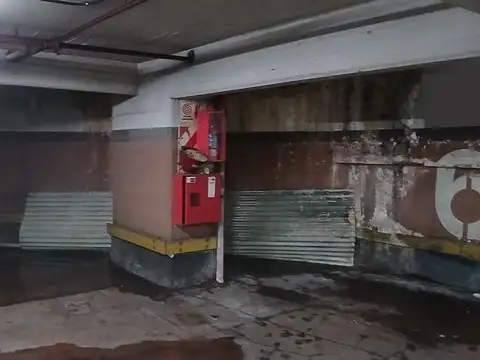 Corrientes al 800 n° 42