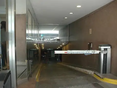 Corrientes al 800 n° 42