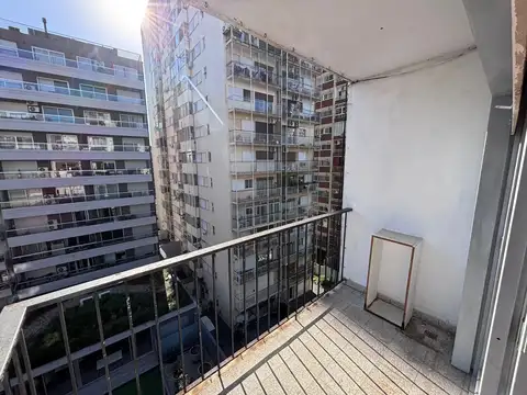 Teodoro García 2400, Piso 6