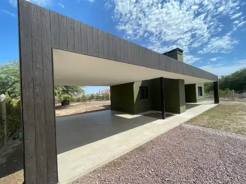 Casa en Venta en Santiago Del Estero, USD 155.000