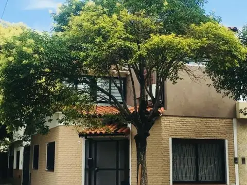 Casa a la venta en Vicente Lopez
