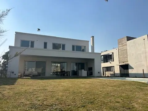 Casa en Venta al Sudoeste